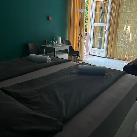 住宿加早餐酒店 Toelgyfa Panzio 3*